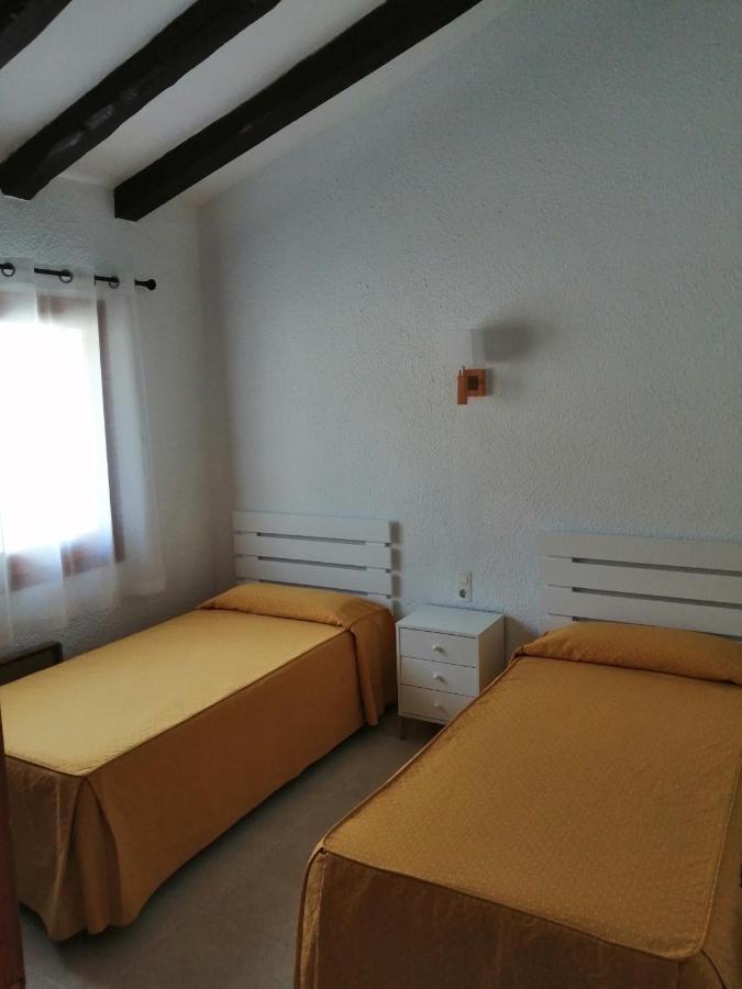 Apartamentos Llorca Platja de l'Almadrava Luaran gambar