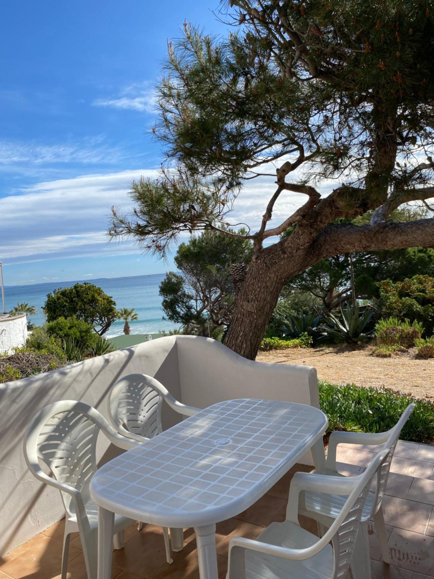 Apartamentos Llorca Platja de l'Almadrava Luaran gambar