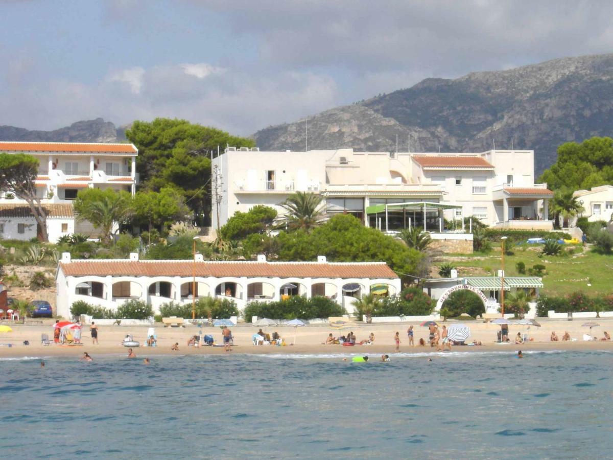 Apartamentos Llorca Platja de l'Almadrava Luaran gambar
