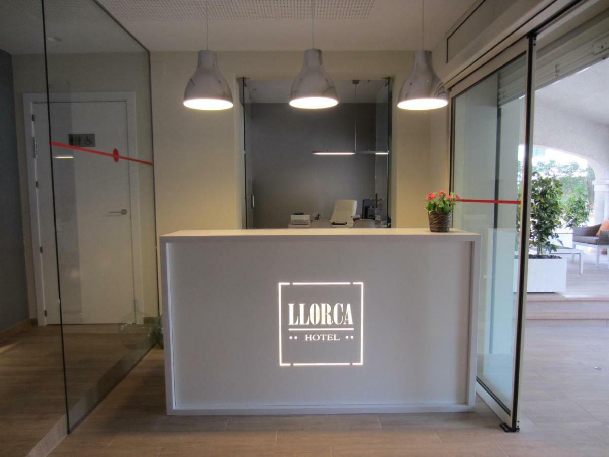 Apartamentos Llorca Platja de l'Almadrava Luaran gambar